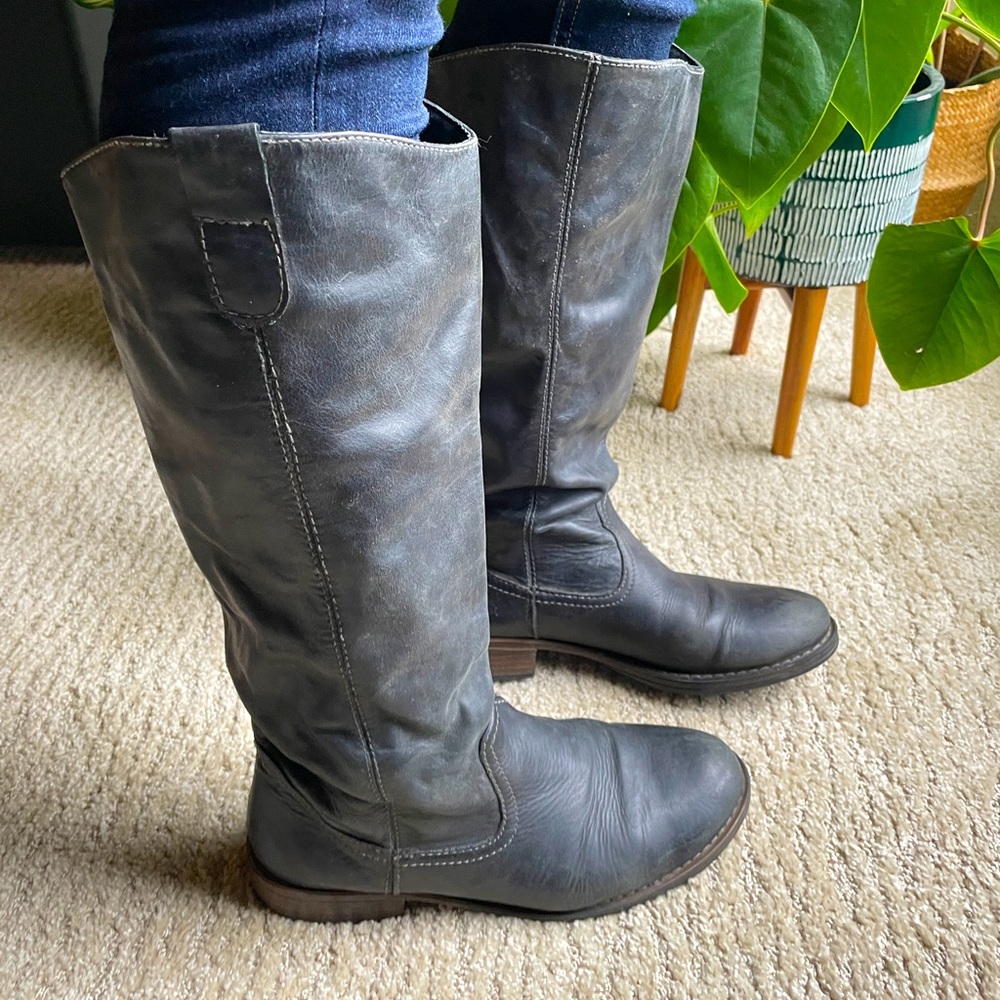 Steve Madden leather boots
